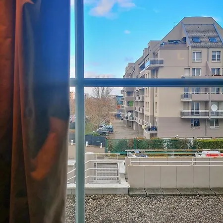 Ibis Strasbourg Aeroport Le Zenith Hotel